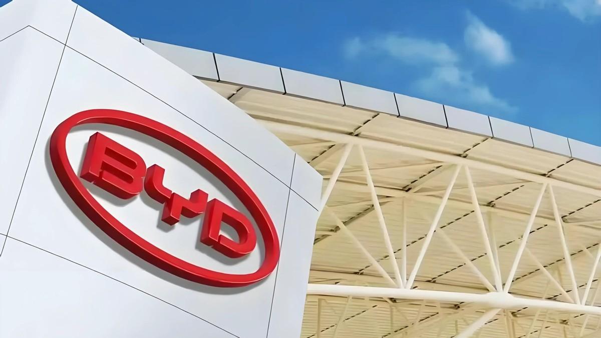 比亚迪诉“龙哥讲电车”等账号侵权胜诉，判赔200万元