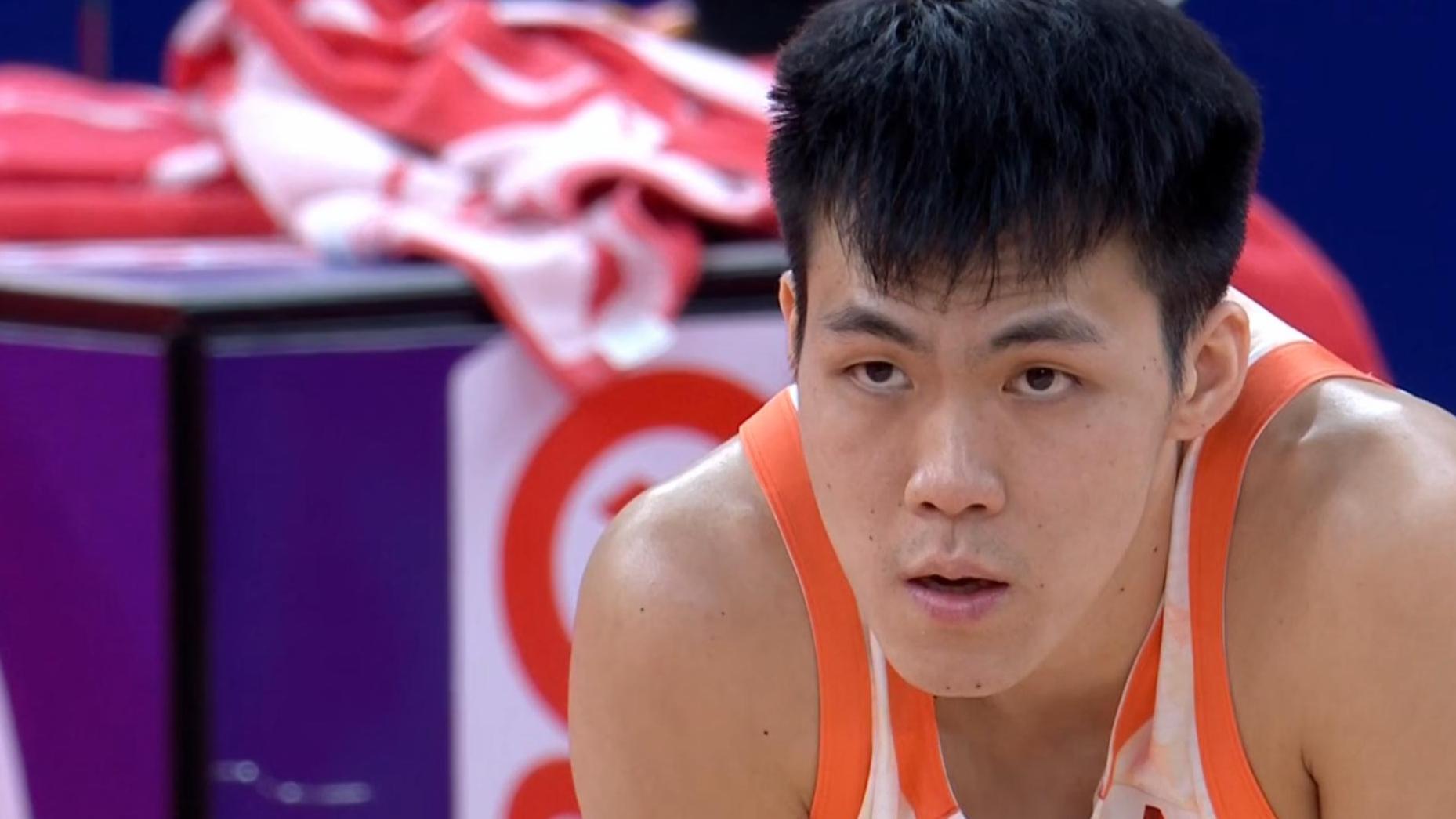 国产后卫巅峰对决，徐杰的全能VS庞峥麟的勇猛，谁更强