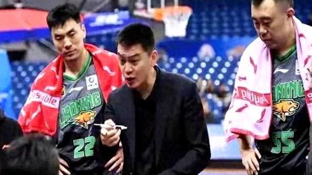 变阵·豪赌·00后！杨鸣奇兵破北控，00后小将临危救主！