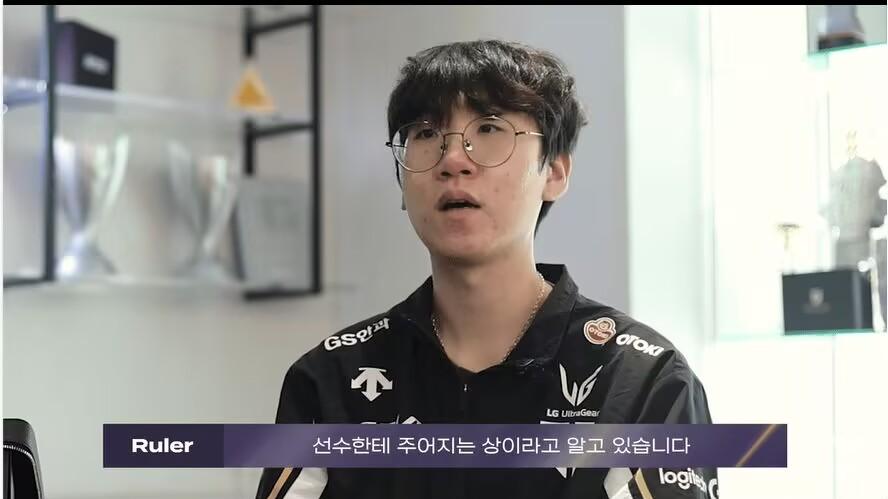 Faker惨遭针官方针对！年度颁奖颗粒无收，GEN全员入选一阵