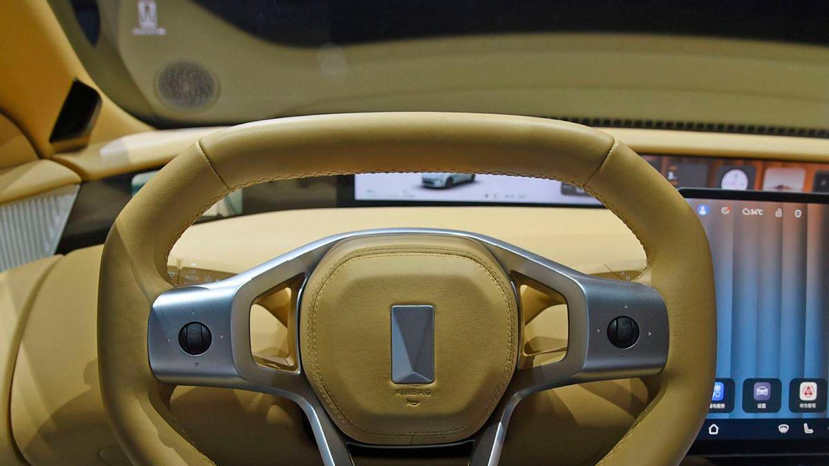 阿维塔的高定产品新款阿维塔012即将亮相