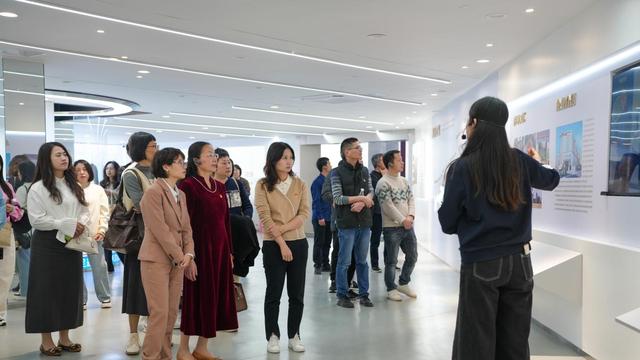 文传学院党总支开展“党建引领聚合力，携手共进促发展”主题活动