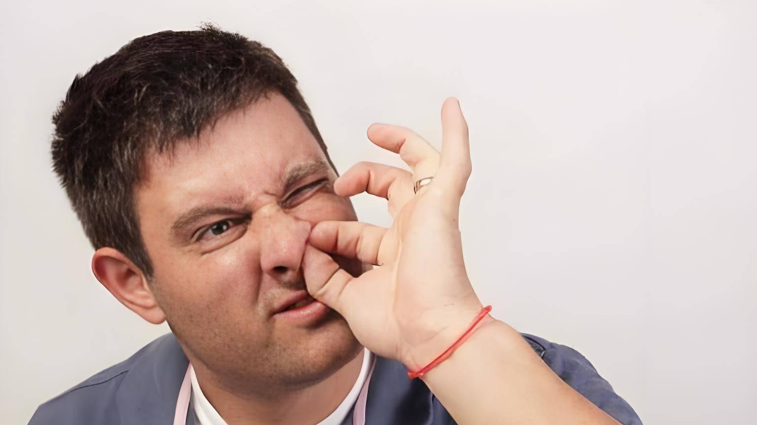 喜欢经常挖鼻屎的人，看了这篇文章都戒了吧！