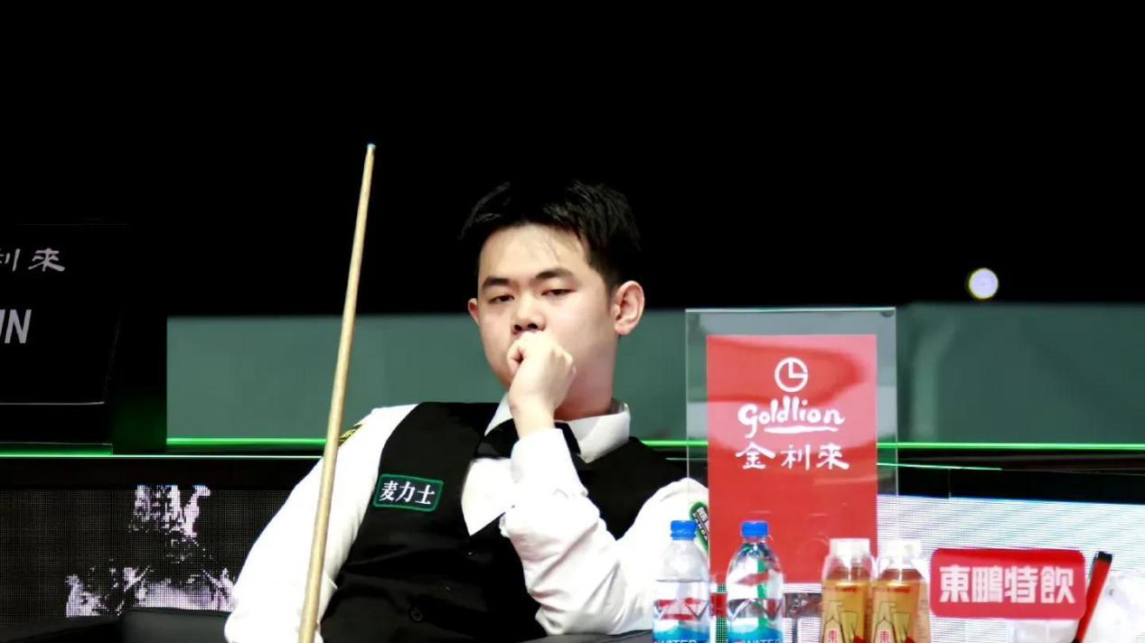 世界大奖赛大败而回！袁思俊无缘前16！雷佩凡轻取斯莱瑟又迎利好