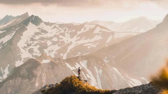 这世界是高能量者的主场