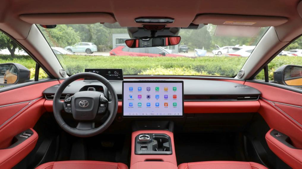 自主品牌接招，一汽丰田bZ5正式“亮剑”，中配就有激光雷达