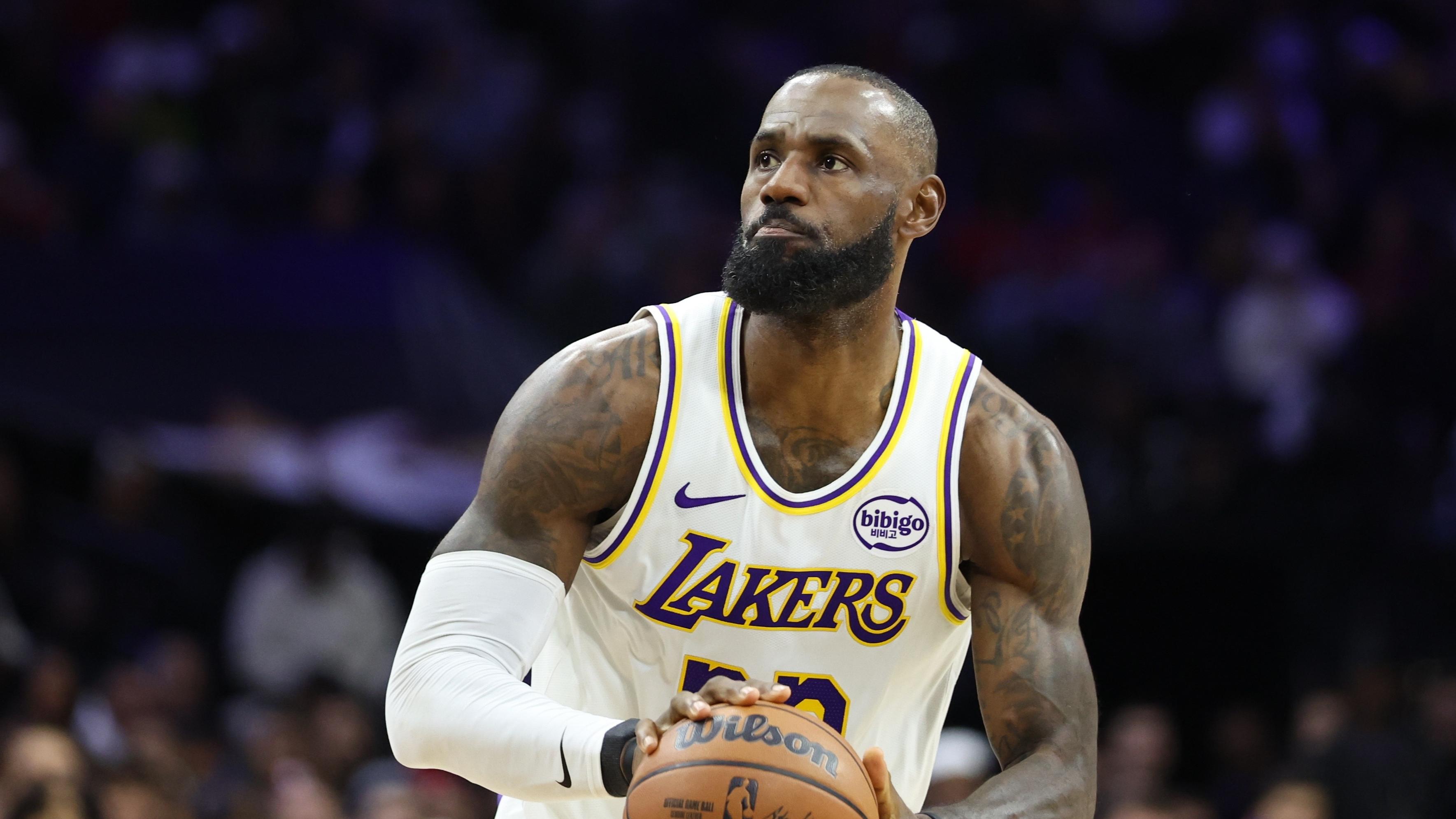 湖人险胜太阳！赛后传来3个好消息2个坏消息，詹姆斯准绝杀救主！