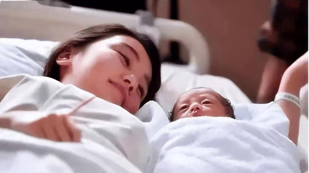 宝宝夜醒太频繁，妈妈快熬不住？育婴师的3个妙招让宝宝一觉到天亮