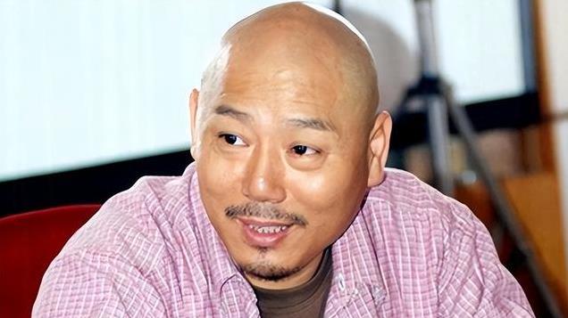 李成儒之子李大海：历经风霜的母亲，冷漠的父亲，37岁仍惧步入婚
