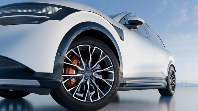 极氪7X这车到底咋样？配置性能测试和实际表现太好了，跑得快！