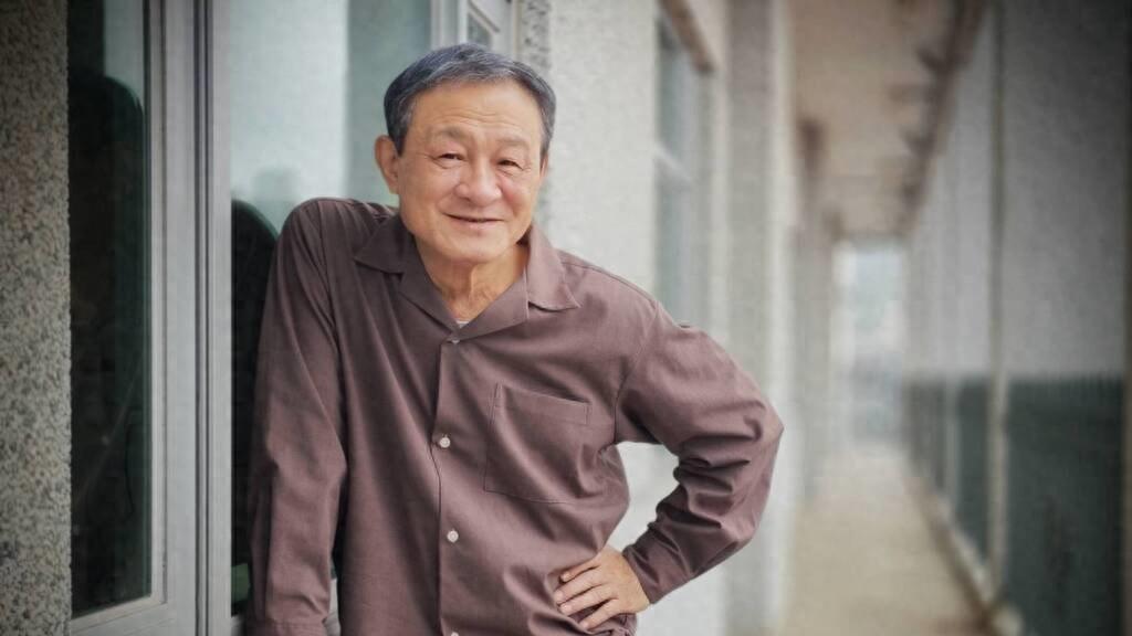 央视点名批评8位明星，他们给日本捐款的行为引发争议