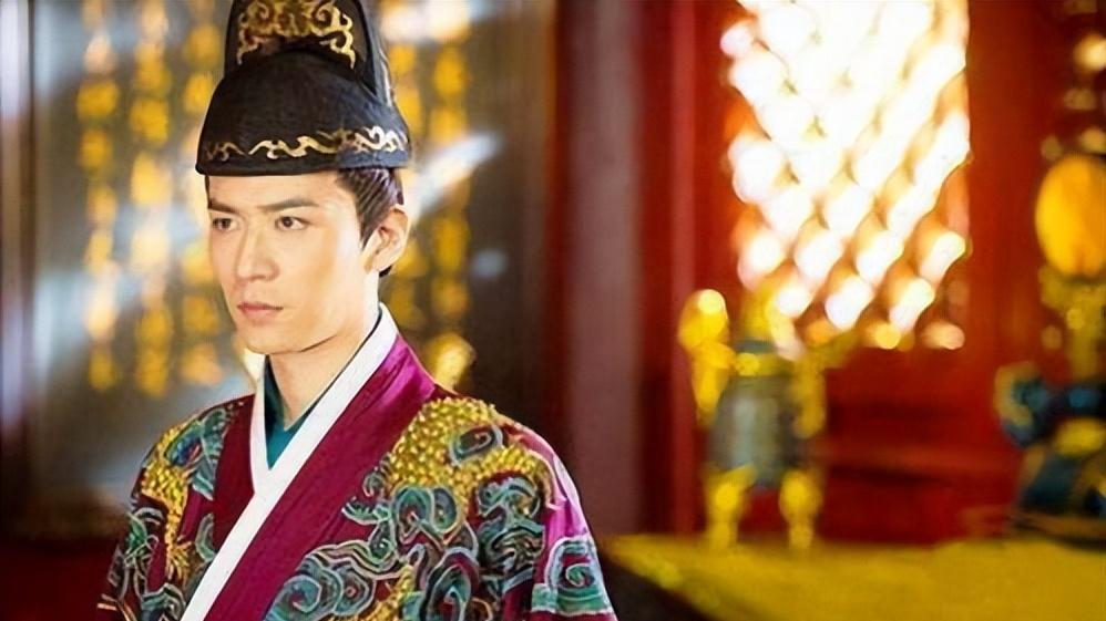 同样削藩，为什么汉景帝抗住了而朱允炆没抗住？