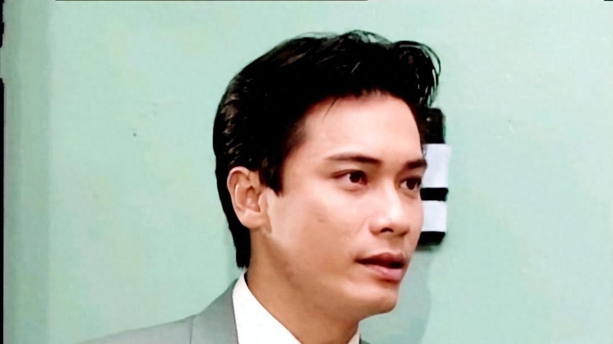 同一个TVB演员的正派与反派角色对比，谁是真正的剧抛脸？