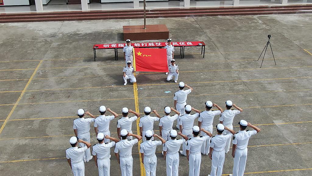 军委主席，为何不授予军衔