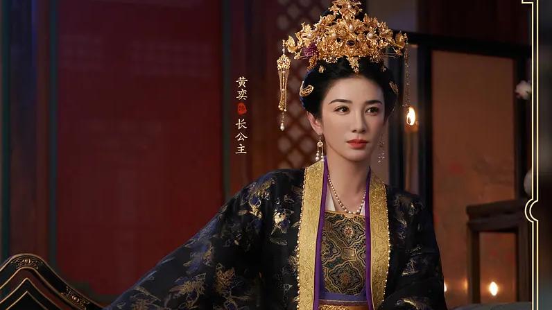 被婚姻拖垮，欠债千万，到如今身家过亿，48岁黄奕又火了