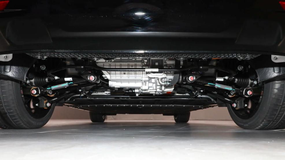 配后驱单电机，续航515/605km，零跑Lafa5能选吗？