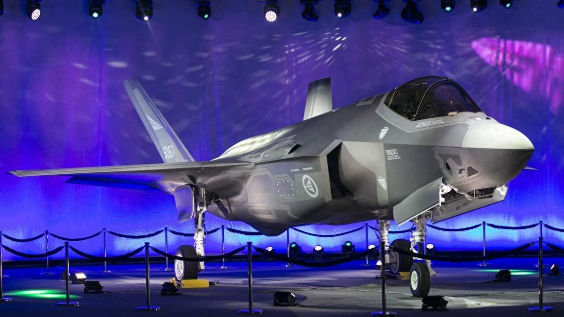 美国隐形战机F-35：盟友的“数字锁链”还是自主之路的阻碍？