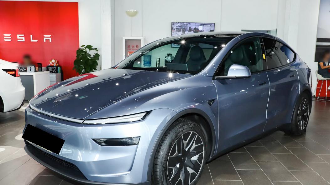 黔驴技穷？为了六座而六座，特斯拉Model Y L只剩品牌效应了
