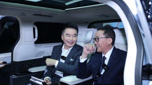 当保时捷和BBA车主开始排队提极氪9X，豪车市场的变天才真正开始