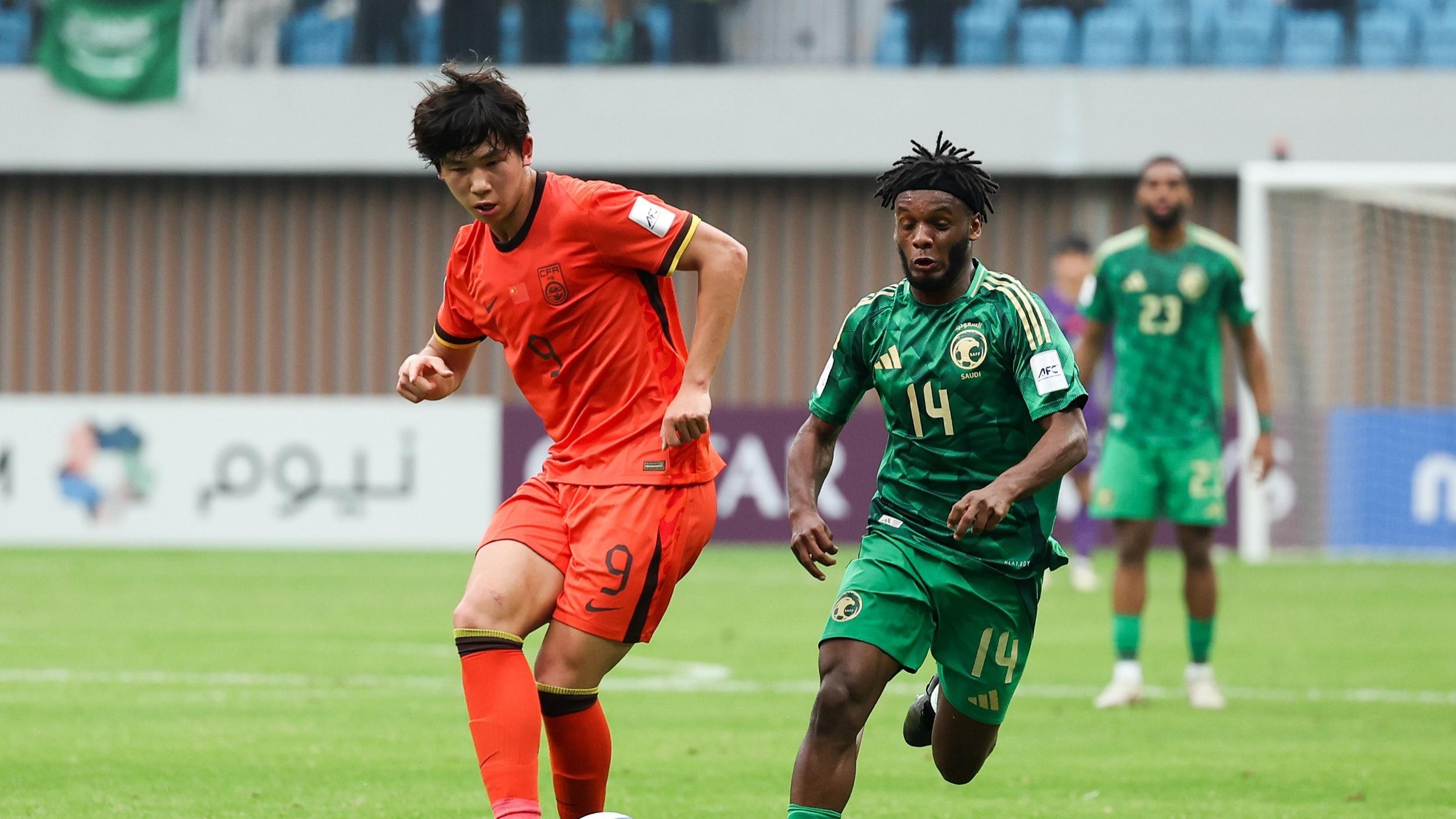 国足重组消息：明年1月广州冬训，多数老将会淡出国家队