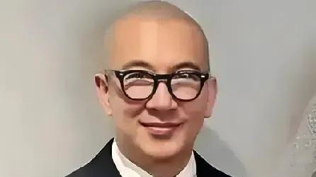 大S婚后风波不断，一张“全家福”为何成全家矛盾导火索？