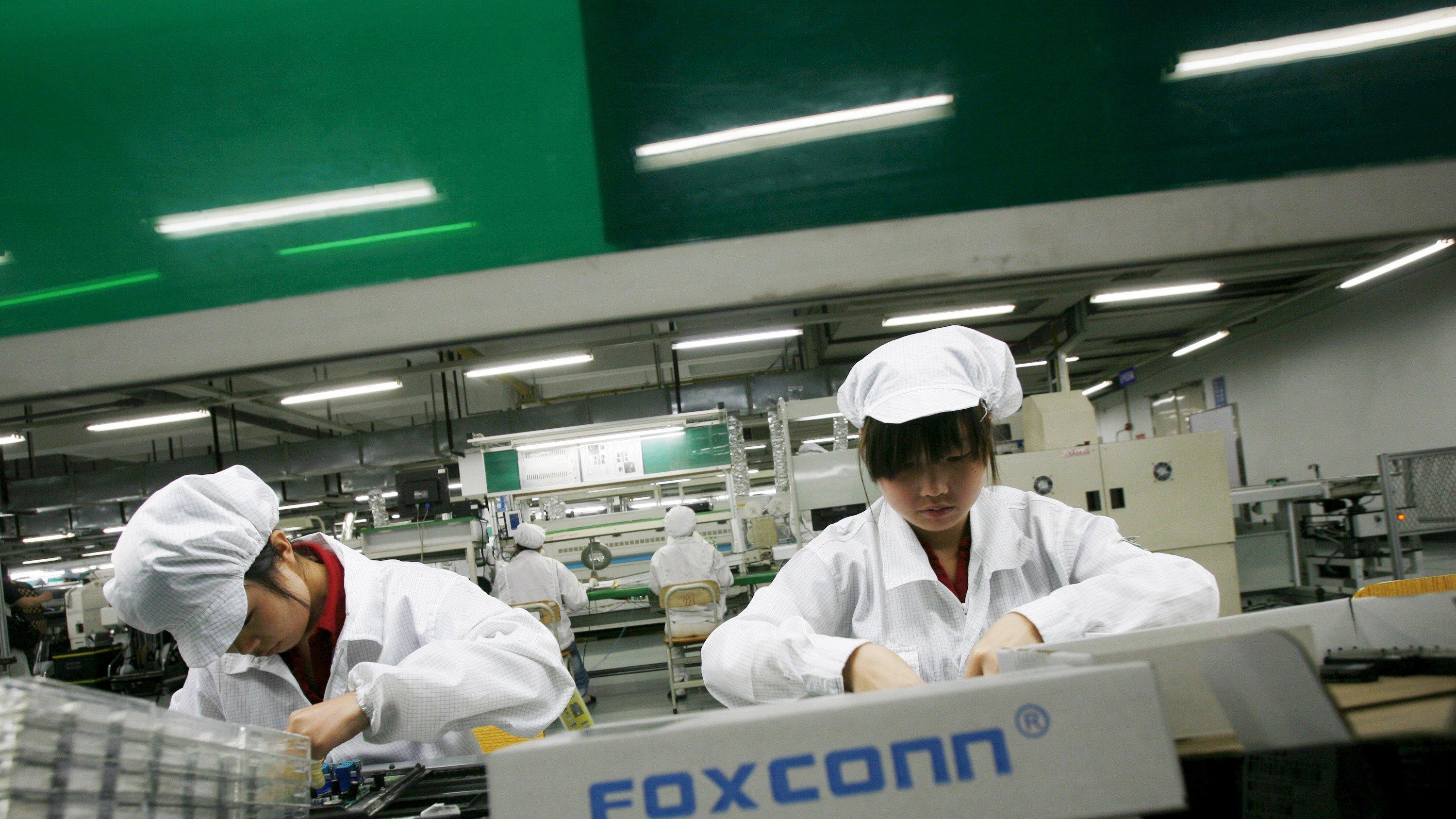 中国对美加征34%关税，苹果、安卓手机真会涨价吗？华为能从中获利吗？