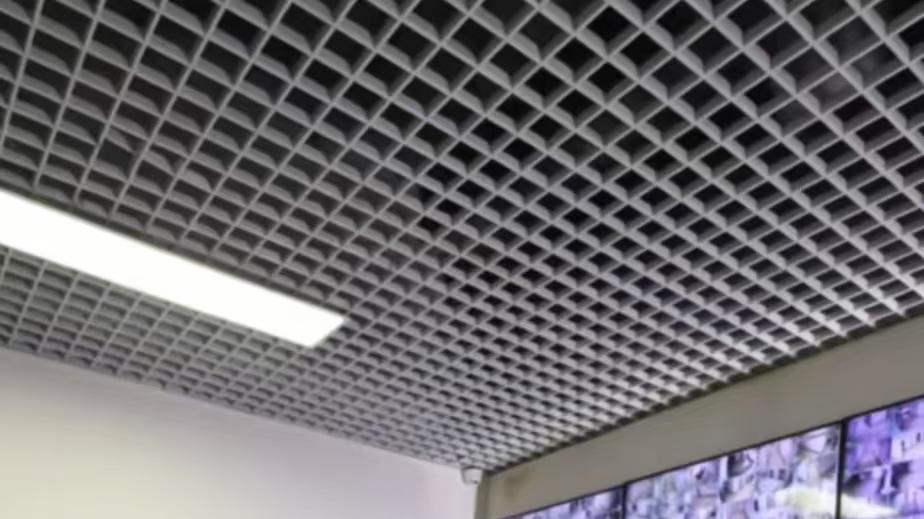 月薪三千要我当苦行僧坐禅？