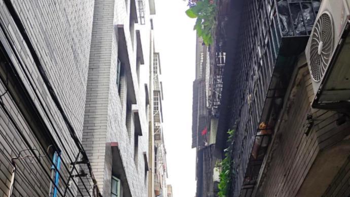 拆迁全面叫停？已明确：2025年后，楼龄超过20年的房子，这样处理