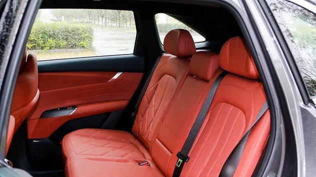 12.19万起售！试驾第四代长安CS75 PLUS，油耗6.89L，值得购买吗？