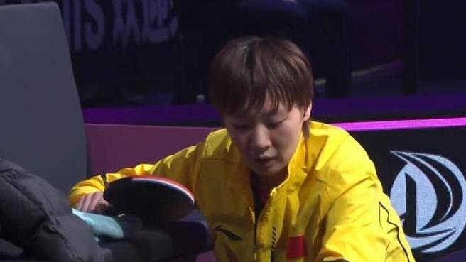 王曼昱和对手争论后的人缘真相？伤病退赛，谁看见王艺迪陈幸同的暖心举动