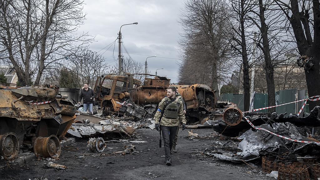 美国面临失败退出，是时候轮到中国“下场”了？