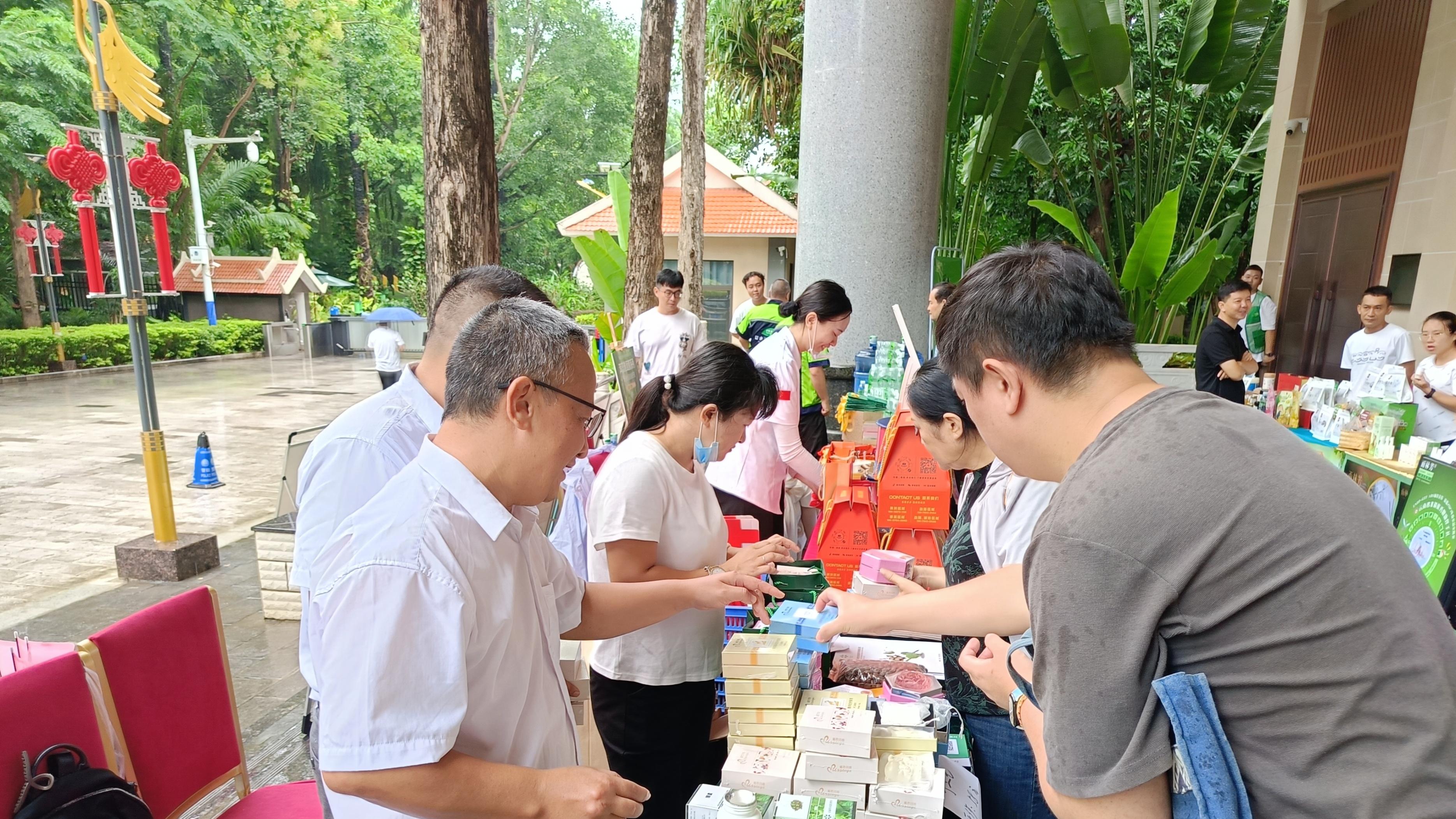 印奇美藤果产品双节展销获青睐