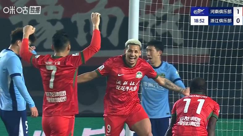 2-2！卡多索、亚戈凶猛！李提香点太背了！裁判是大街上抓来的壮丁吗？
