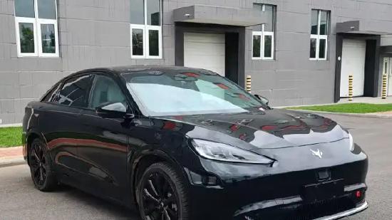 搭载双电机 极狐阿尔法S6四驱版或年内上市