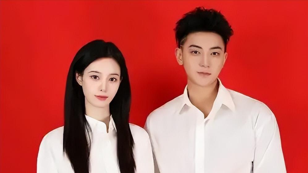 幸不幸福一目了然，黄子韬举办世纪婚礼，鹿晗生病女友却不吭一声