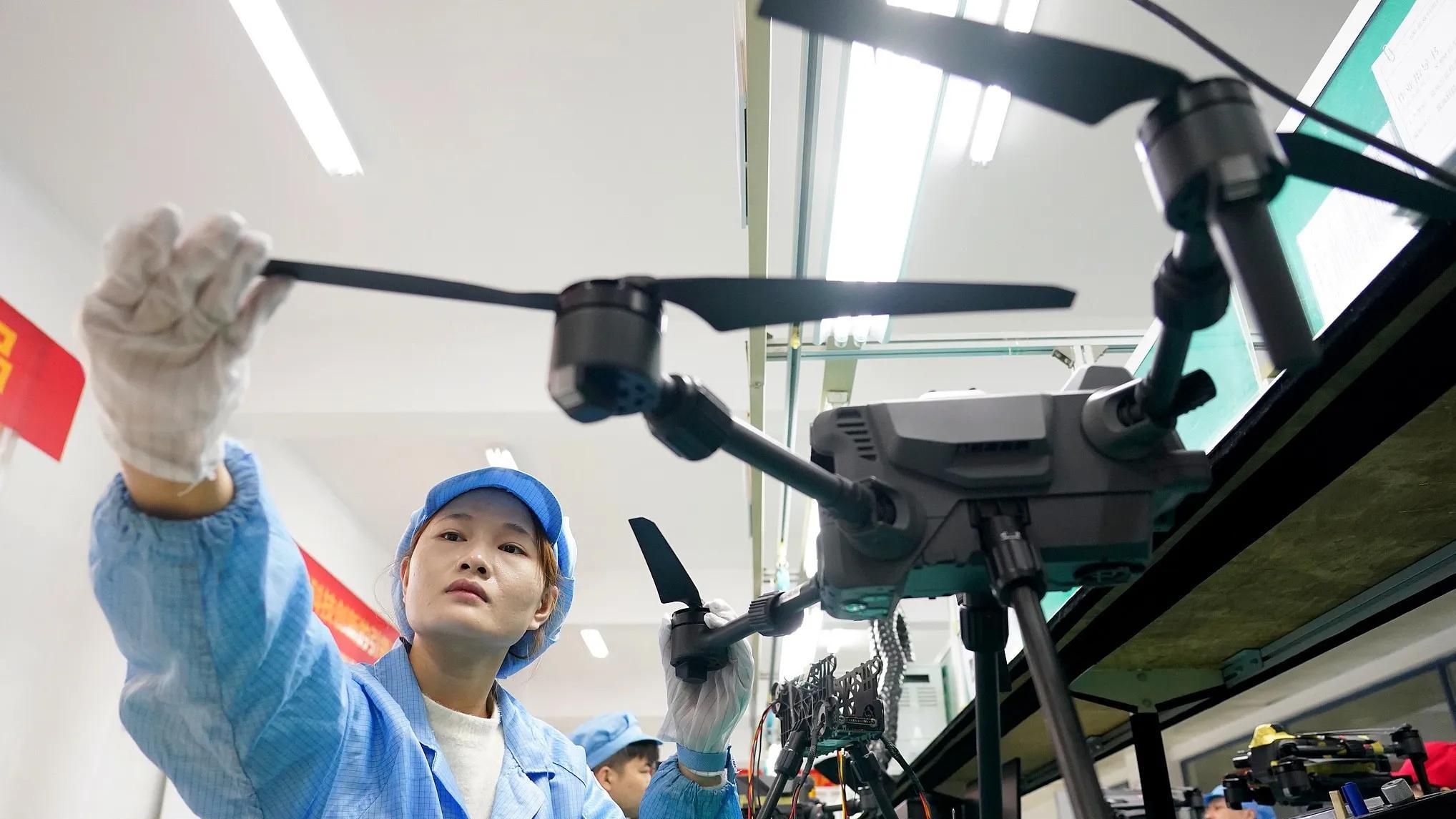 《日经》《金融时报》同步爆料，美欧被卡脖子，比稀土更致命的牌