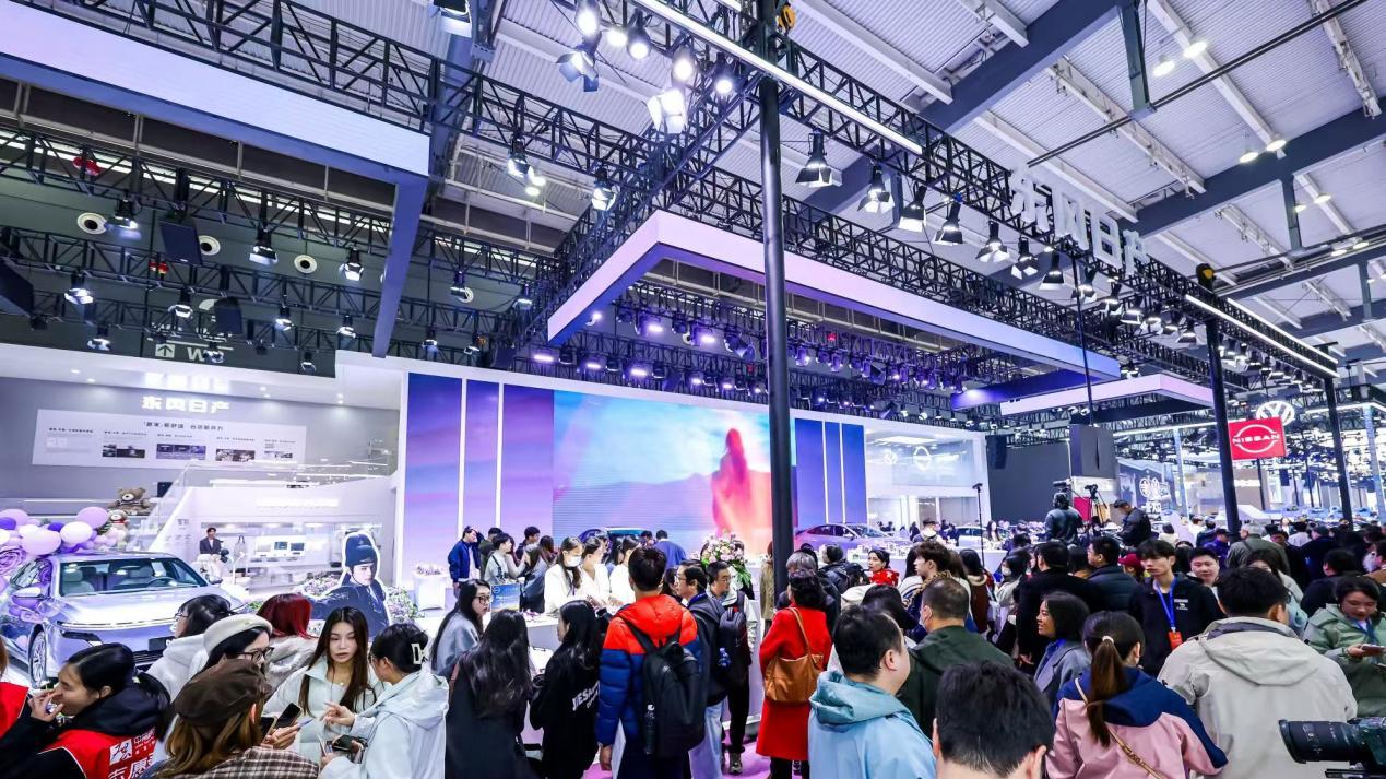 上市即封神？东风日产N6十天大定破万！