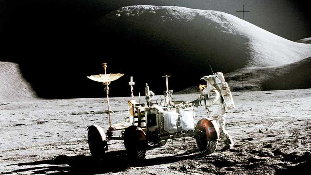 全球首辆敞篷电动越野车，最高时速8英里，造价堪比超级游艇