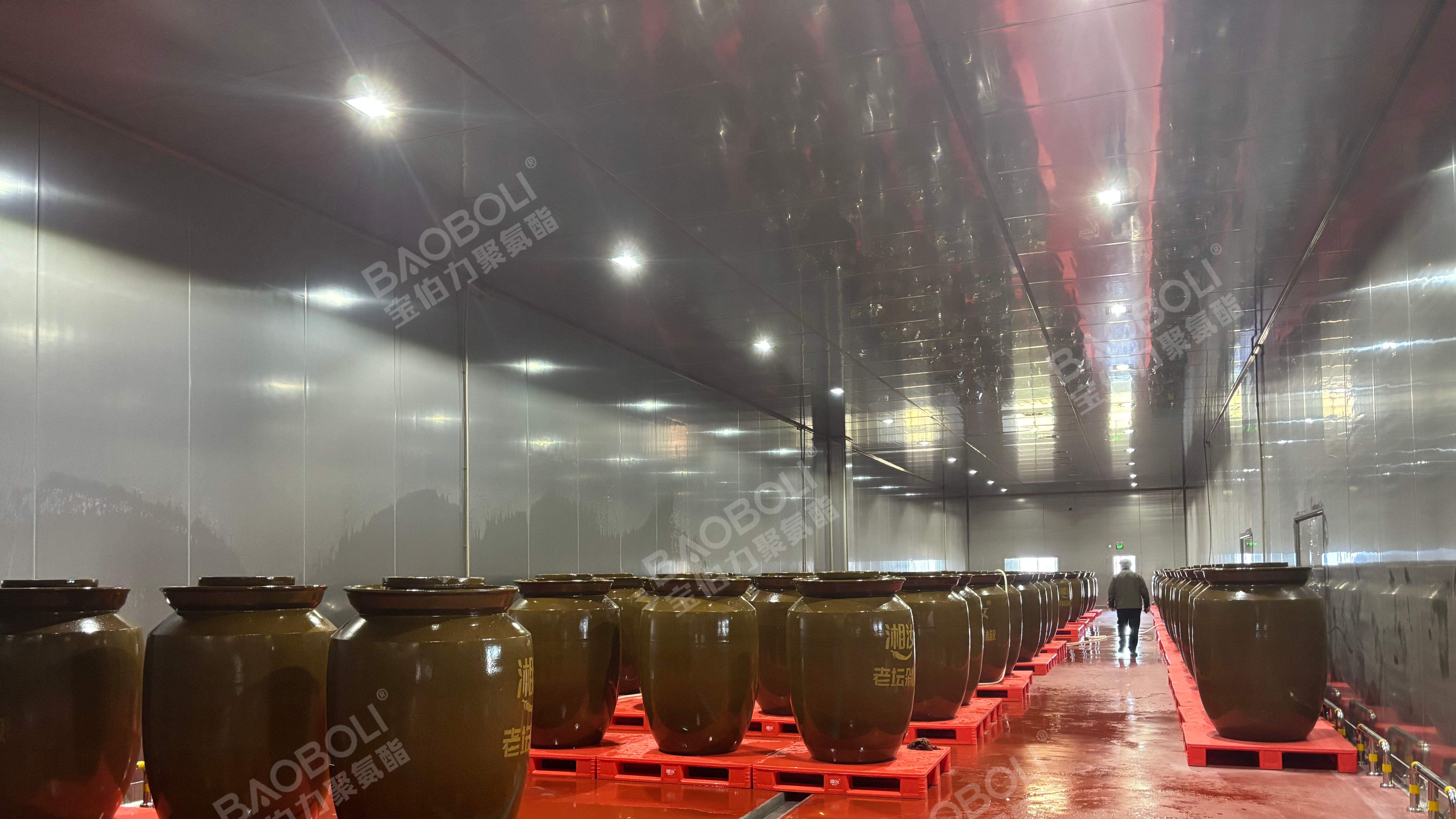 高温高湿环境下的地坪选择：冷库与蒸煮车间的地面解决方案