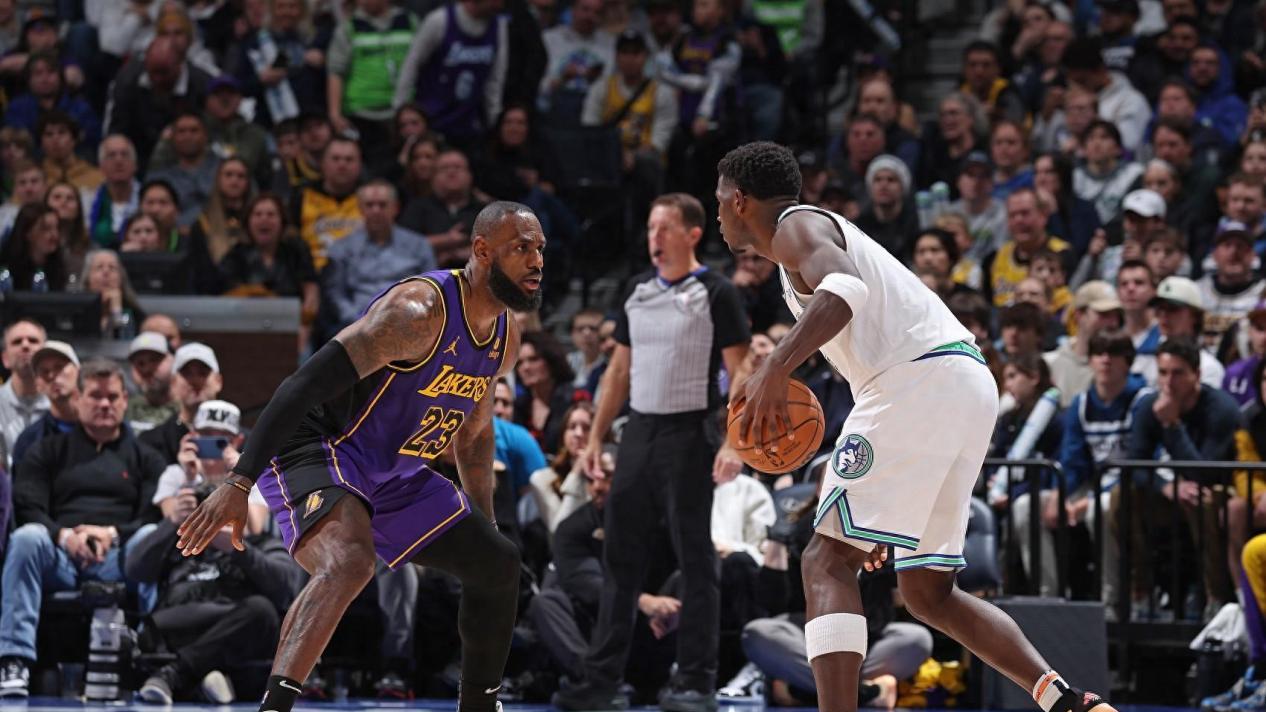 Magic看Magic？？魔术师：明晚我将亲临现场看华子对阵我的湖人