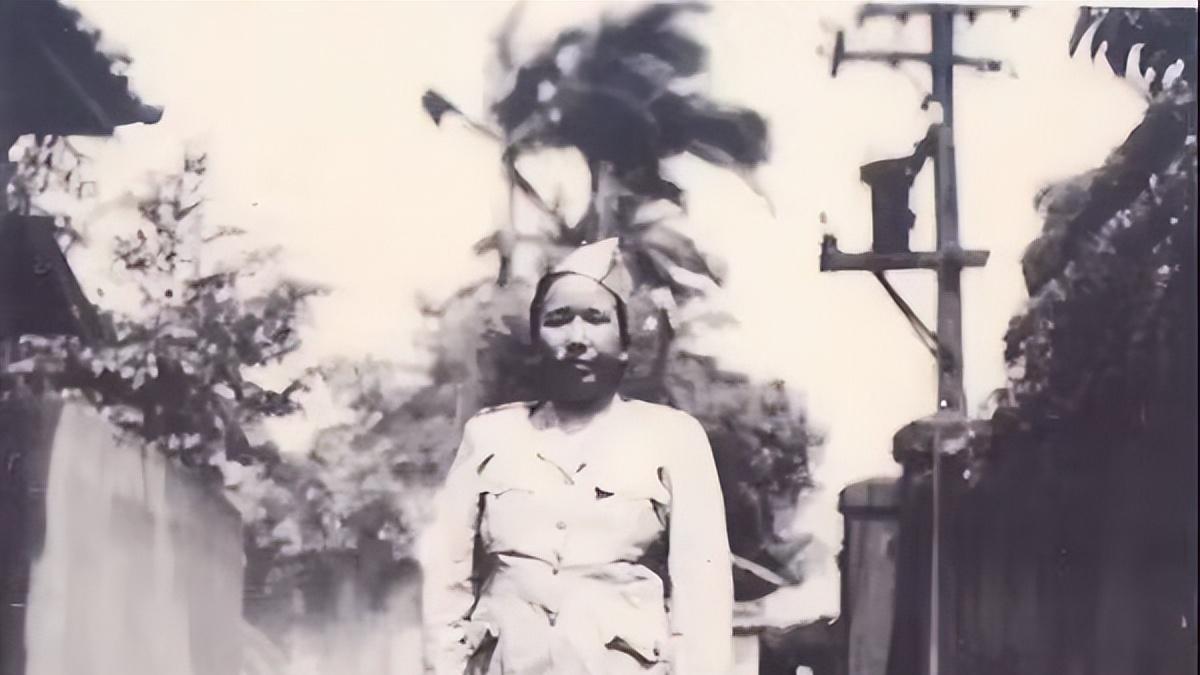 双枪黄八妹：拉起队伍抗日，战后沦为海匪，残部被解放军一举剿灭