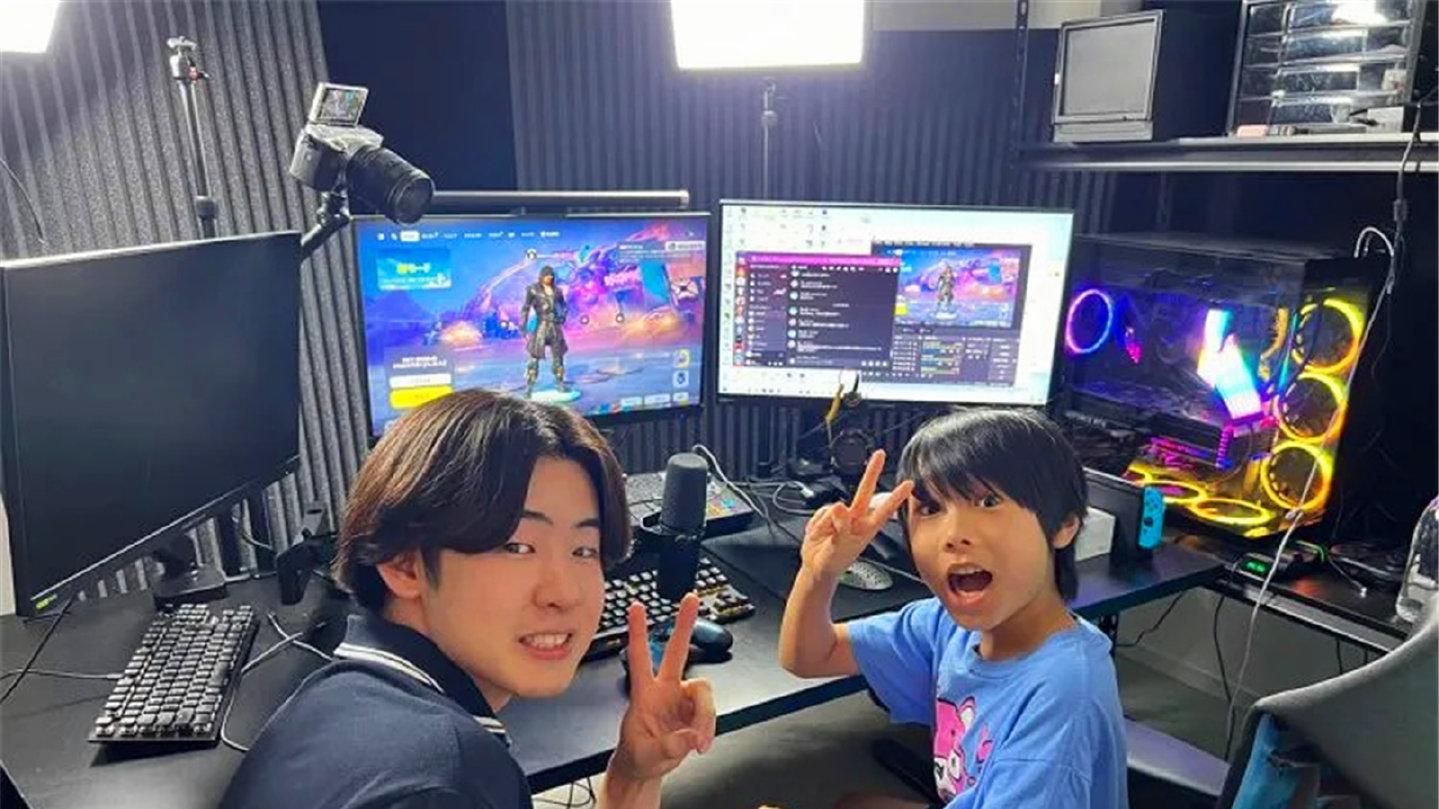 为了电竞梦想，日本12岁游戏主播放弃读中学，他家的决定引发热议