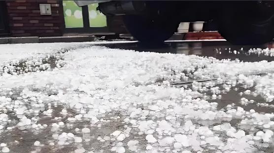 多地有冰雹！河南73条预警生效中，降雨最大可达80毫米以上、风力可达11级以上