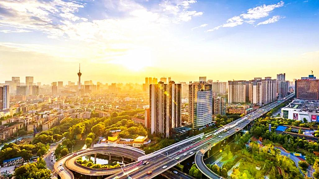 武汉都市圈并不等同于武鄂黄黄都市圈，而是一个更大范围的都市圈