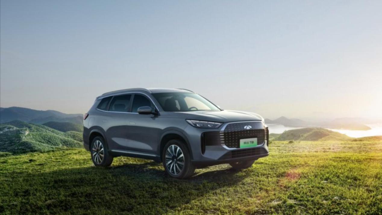 十万级混动 SUV 优选风云 T8：满足多元出行需求