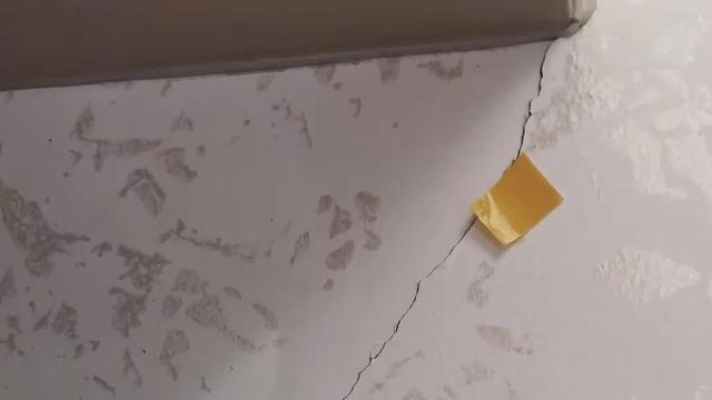 谁黑心！网红哭诉家中漏水被邻居讹诈14万，受害人怒发声80万装修