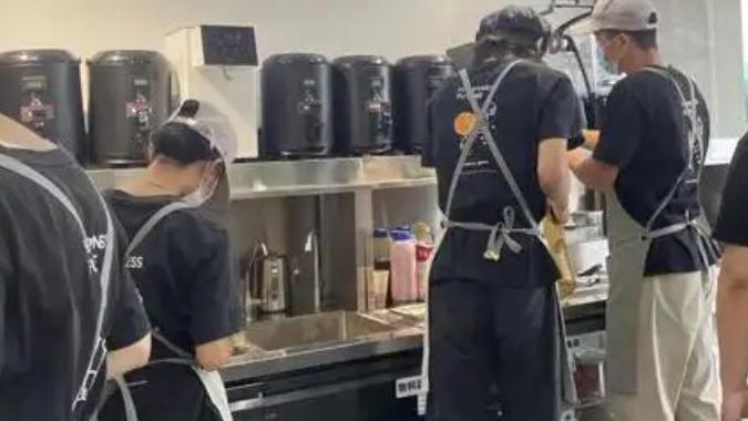 不让老婆管钱后，小舅子和岳父的生活发生了这些变化