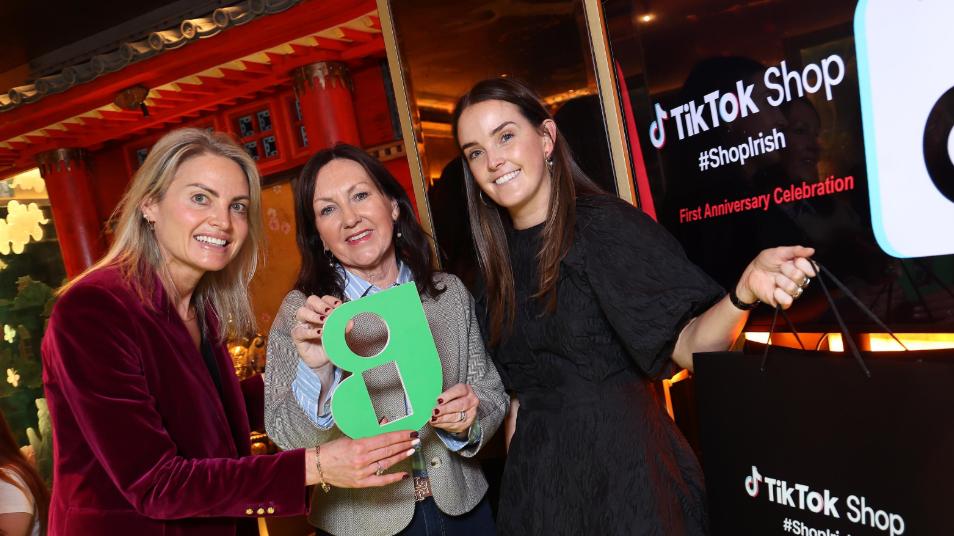 TikTok Shop爱尔兰站周年爆单！卖家暴涨三位数，黑五狂揽190%增长