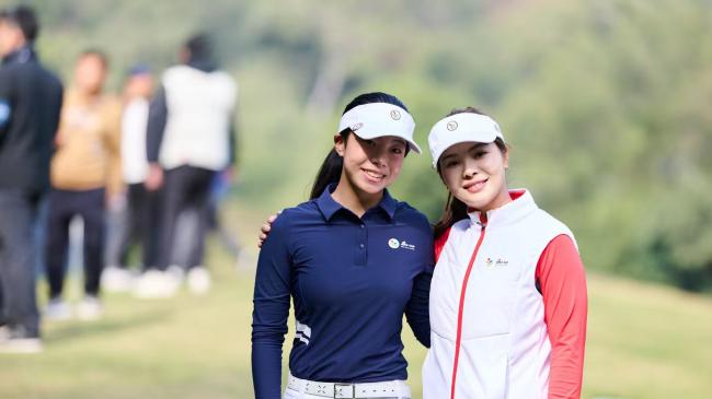 2025新浪杯梁文冲战队12比8卫冕 李昊桐两战全胜