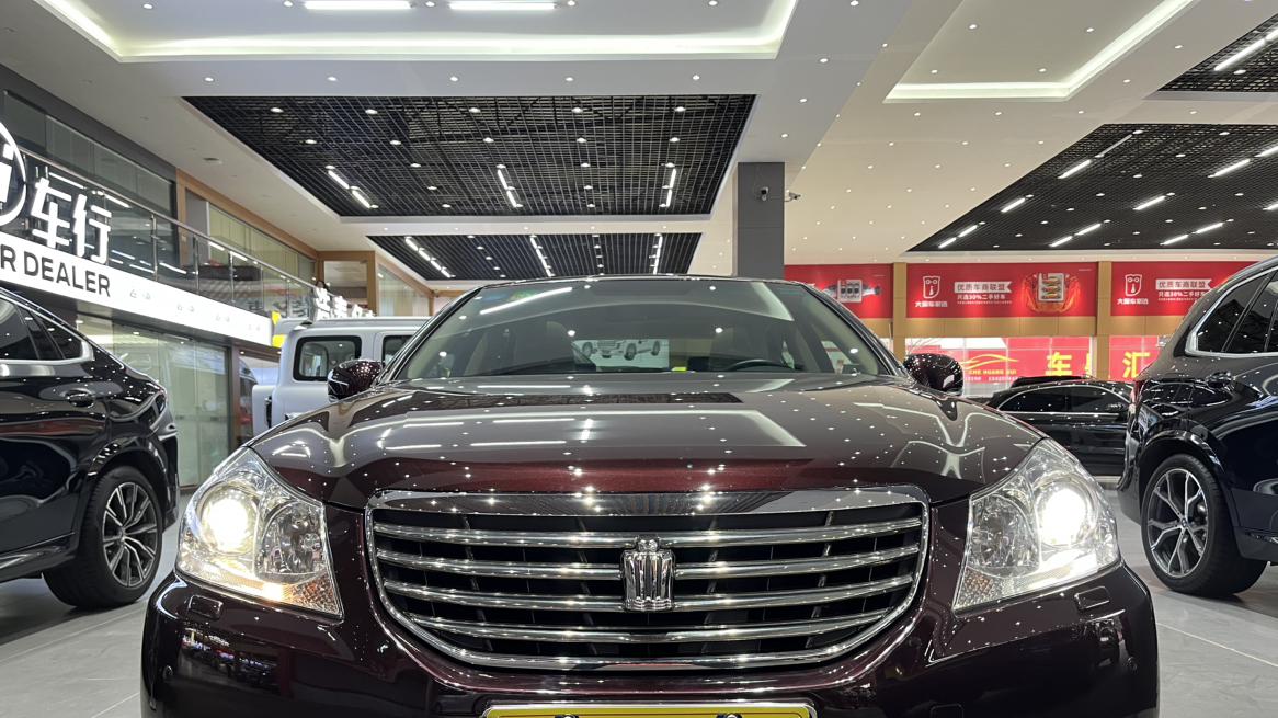 11万预算想入手丰田皇冠，2010款红色2.5L大排量，家用怎么样？